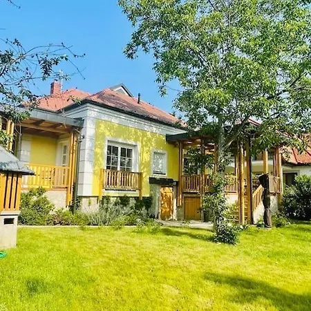 Viktoria Rezidencia Holiday home Keszthely