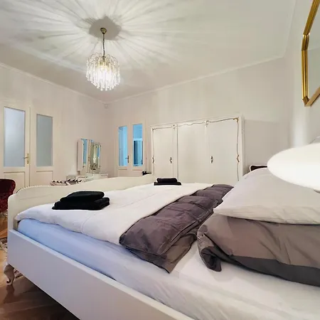 Holiday home Viktoria Rezidencia *